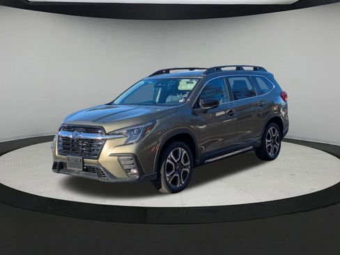New 2025 Subaru Ascent Limited image 5