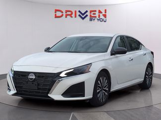 Used 2025 Nissan Altima 2.5 SV FWD video 1