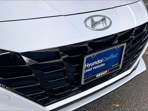 Certified 2021 Hyundai Elantra Limited w/ Cargo Package image 30