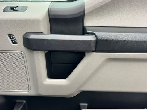 Used 2017 Ford F150 XL w/ Equipment Group 101A Mid image 17