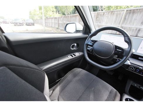 Certified 2024 Hyundai Ioniq 5 SEL RWD image 9