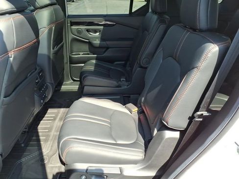 Certified 2024 Honda Pilot TrailSport image 7