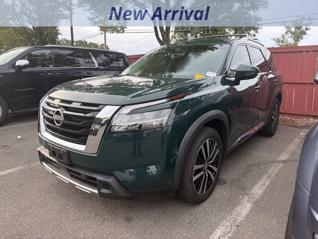 Used 2023 Nissan Pathfinder Platinum AWD/4WD image 1
