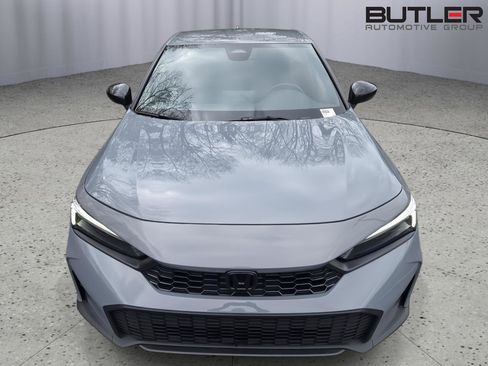 Used 2025 Honda Civic Sport image 3