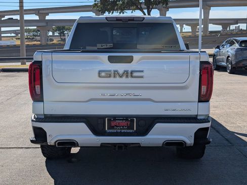 Used 2023 GMC Sierra 1500 Denali Ultimate AWD/4WD image 5