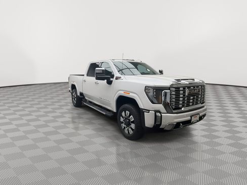 Certified 2024 GMC Sierra 3500 Denali w/ Technology Package image 42