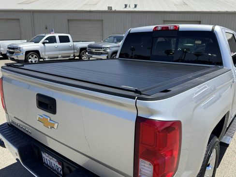 Used 2018 Chevrolet Silverado 1500 LTZ w/ Sport Package AWD/4WD image 10