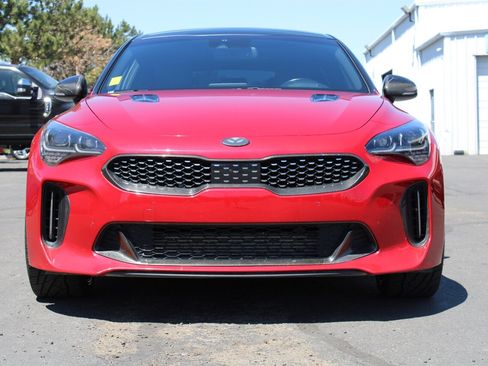 Used 2018 Kia Stinger GT2 AWD/4WD image 6