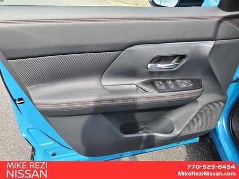 New 2026 Nissan Kicks SR image 11