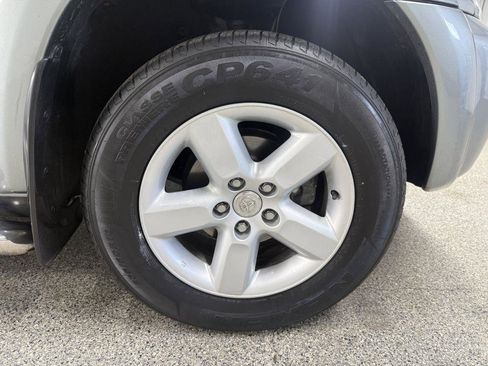 Used 2004 Toyota RAV4 4WD image 34