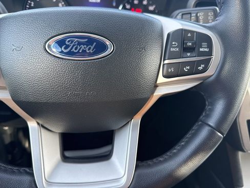 Certified 2022 Ford Explorer XLT image 33