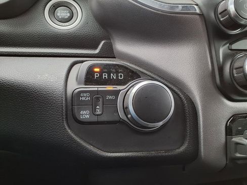 Used 2024 RAM 2500 Big Horn w/ Bed Utility Group image 6