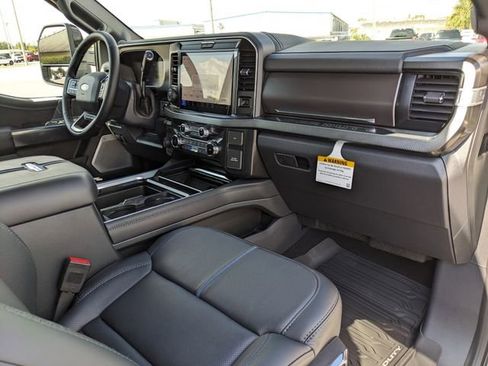 New 2026 Ford F250 Platinum image 15