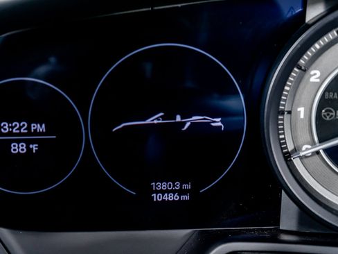 Used 2022 Porsche 911 Turbo image 40