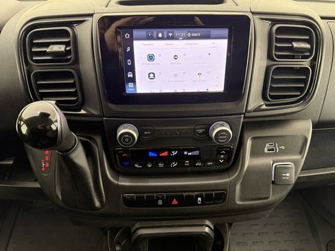 Used 2026 RAM ProMaster 2500 w/ Convenience Group FWD image 20