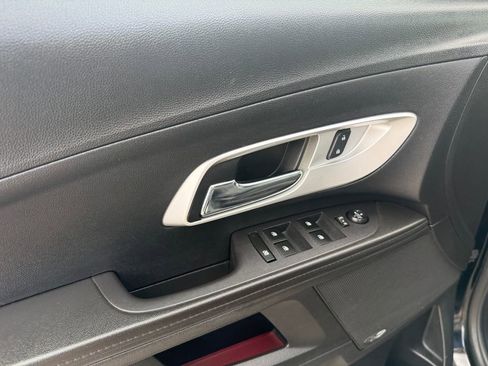 Used 2016 Chevrolet Equinox LT FWD image 18