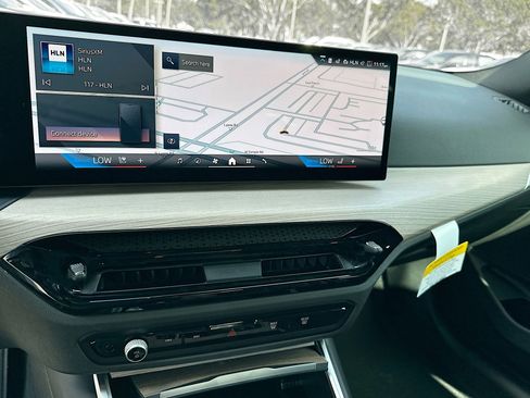 New 2025 BMW 330i Sedan w/ Premium Package image 12