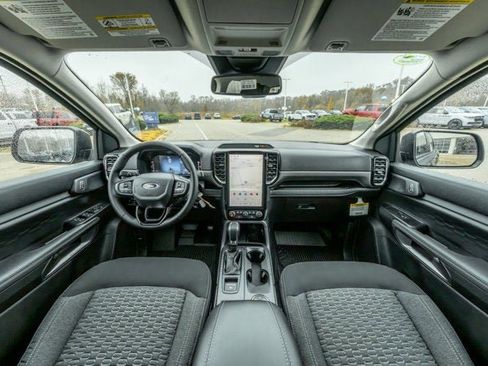 New 2025 Ford Ranger XLT w/ Equipment Group 301A High image 58