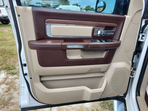Used 2019 RAM 1500 Laramie w/ Convenience Group RWD image 13