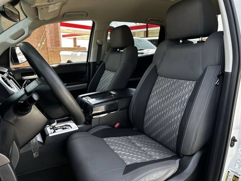 Used 2019 Toyota Tundra SR5 w/ SR5 Upgrade Package RWD image 25