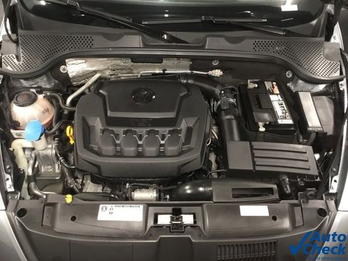 Used 2019 Volkswagen Beetle 2.0T S image 42