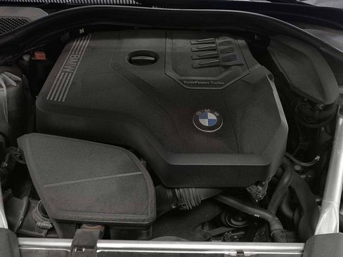 Used 2021 BMW 530i w/ Convenience Package image 16