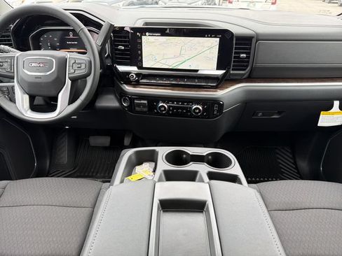 New 2026 GMC Sierra 1500 Elevation w/ X31 Off-Road Package AWD/4WD image 9