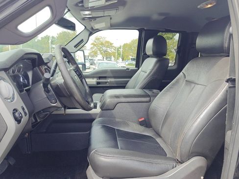 Used 2015 Ford F350 Lariat image 10