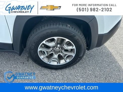 Used 2022 Jeep Cherokee Trailhawk w/ Trailer Tow Group AWD/4WD image 12