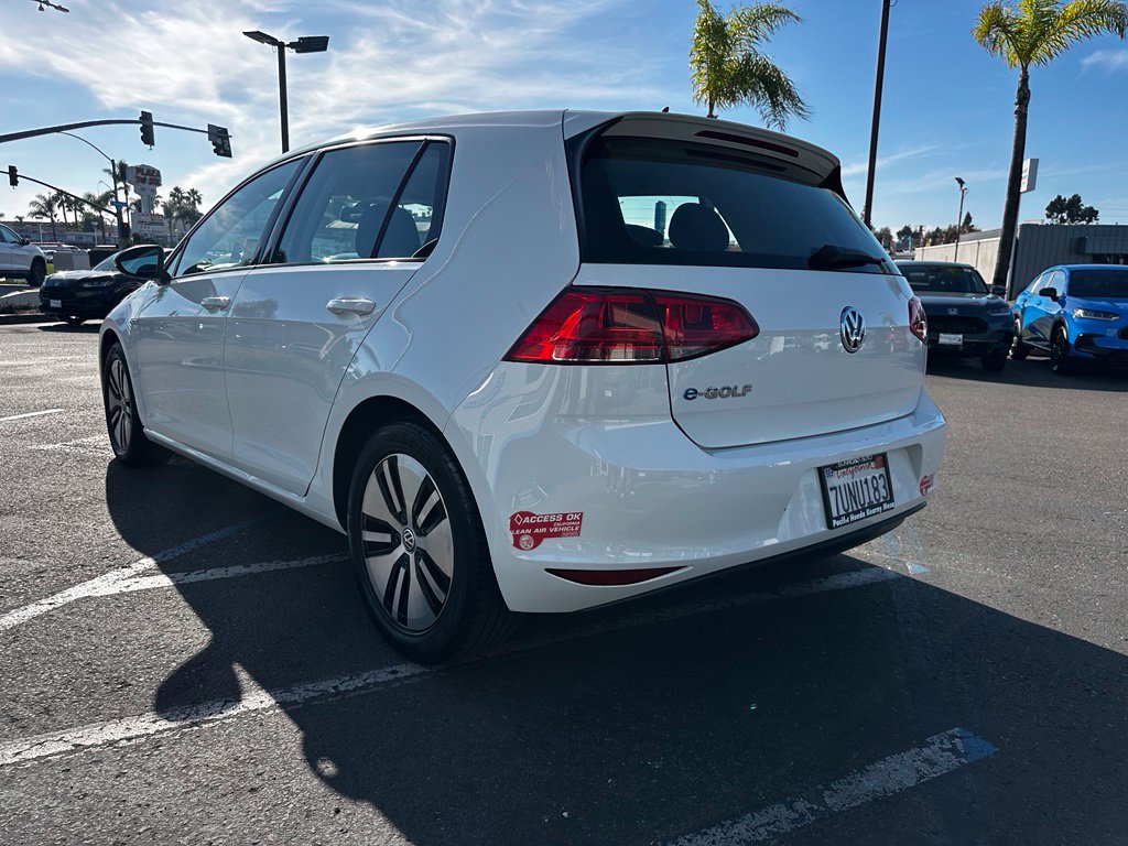 Used 2016 Volkswagen e-Golf SE FWD image 5