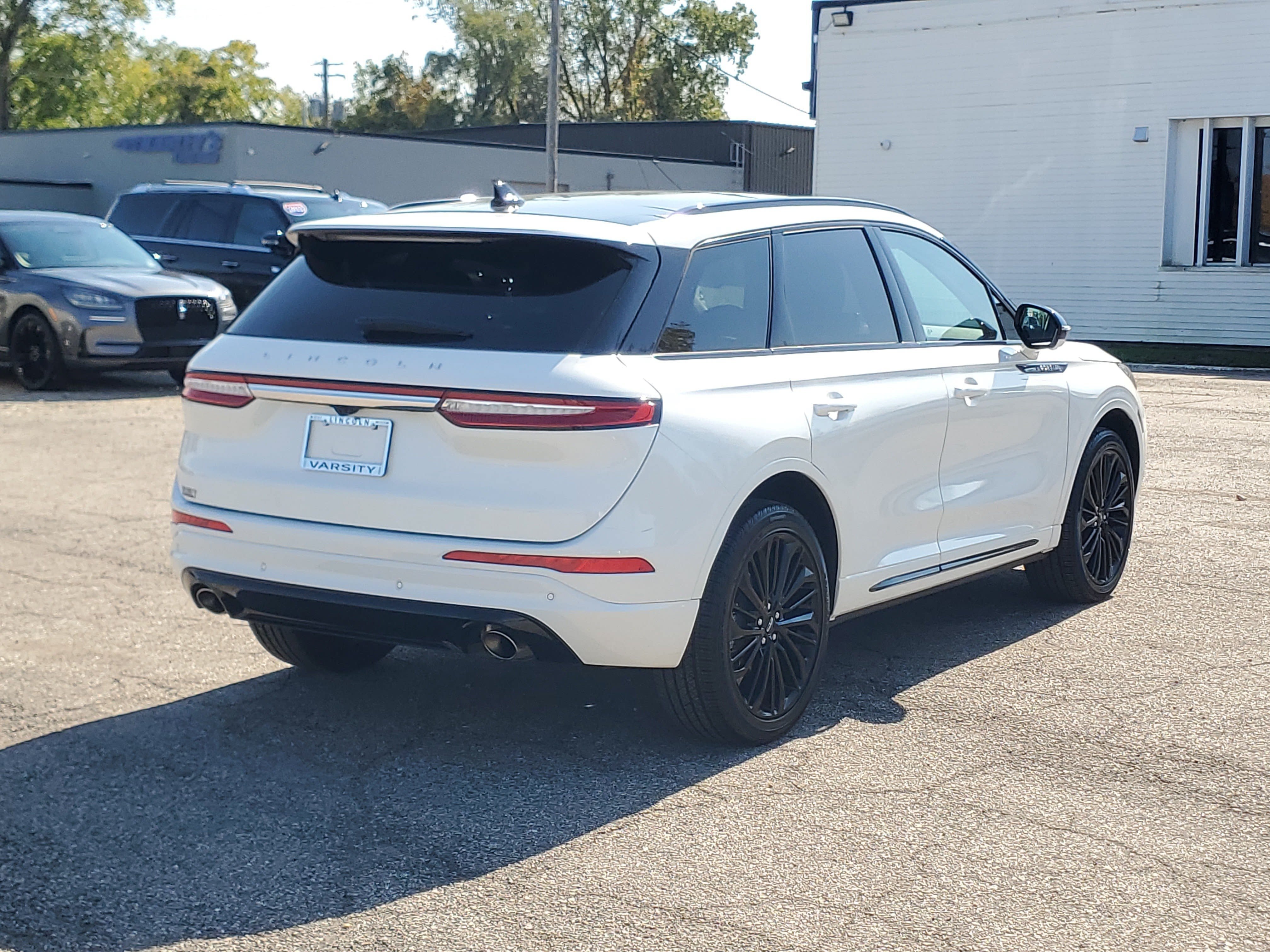 Certified 2025 Lincoln Corsair Reserve w/ Equipment Group 202A AWD/4WD image 6