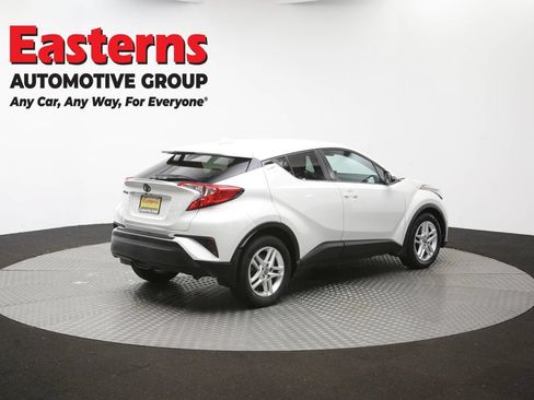 Used 2021 Toyota C-HR LE FWD image 40