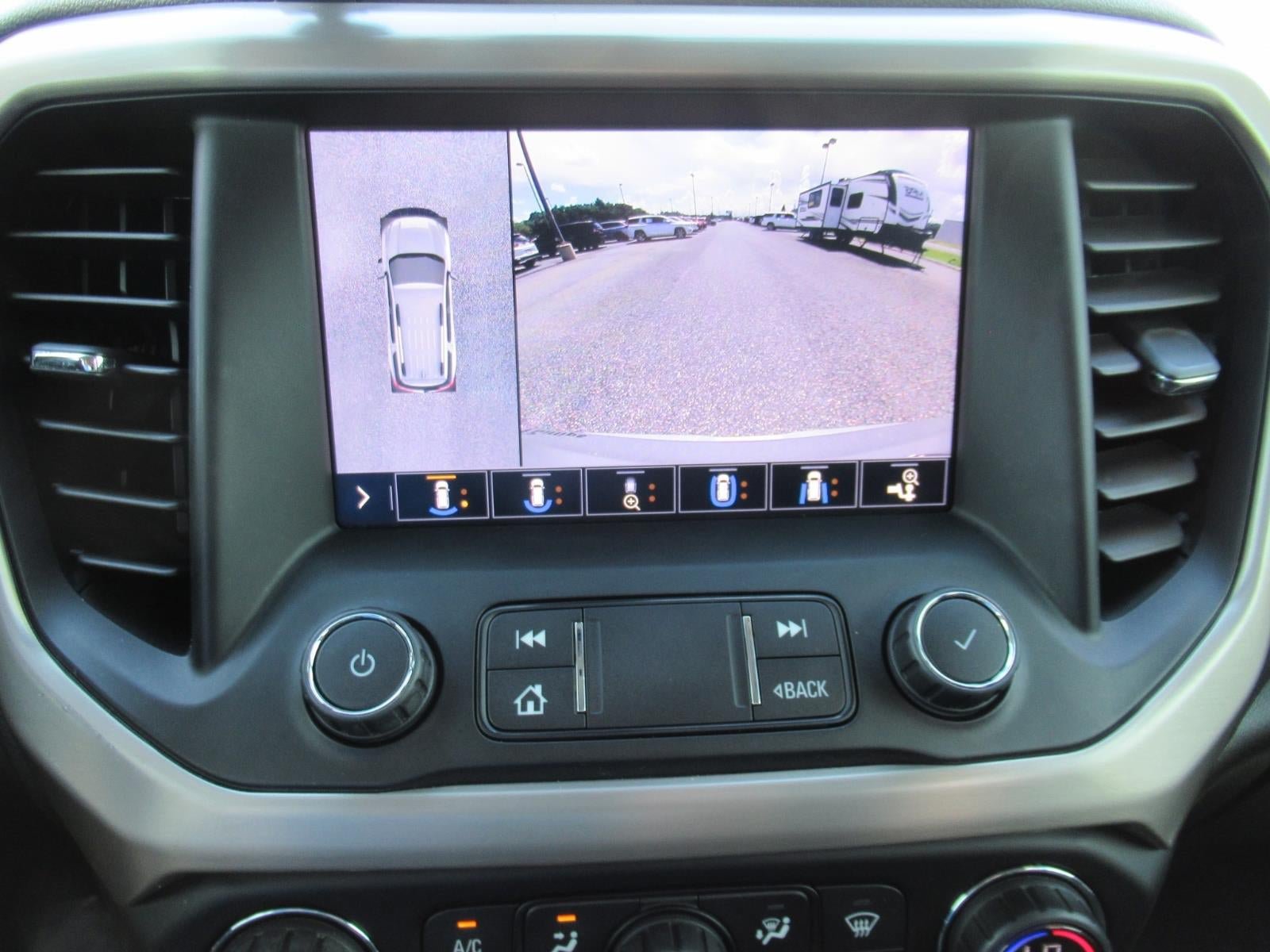 Used 2020 GMC Acadia Denali w/ Technology Package FWD image 30