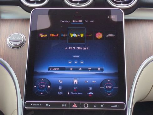 Used 2025 Mercedes-Benz C 300 Sedan image 17