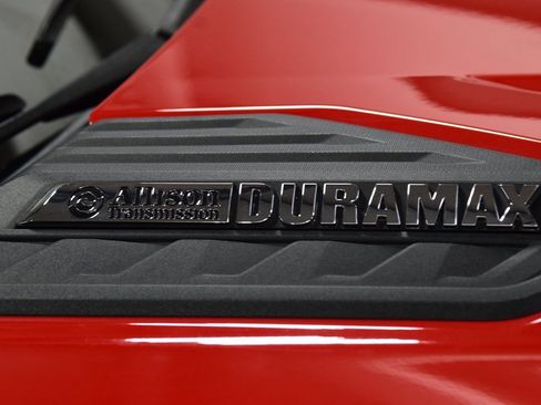 Used 2024 Chevrolet Silverado 2500 Custom w/ Custom Value Package image 16