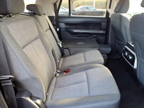 Used 2024 Ford Expedition Max XLT RWD image 14