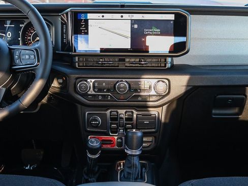 New 2026 Jeep Gladiator Willys image 14