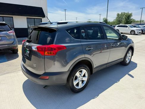 Used 2013 Toyota RAV4 XLE AWD/4WD image 15