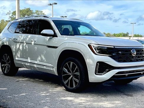 New 2026 Volkswagen Atlas SEL Premium R-Line AWD/4WD image 2