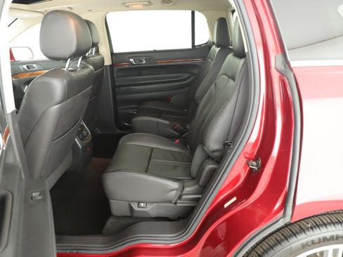 Used 2016 Lincoln MKT AWD w/ Equipment Group 201A image 7