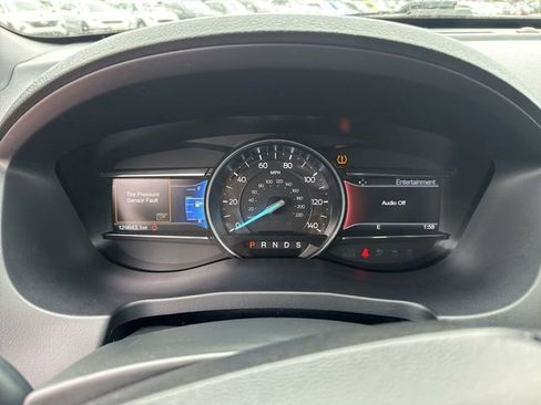 Used 2017 Ford Explorer XLT w/ Equipment Group 202A image 18