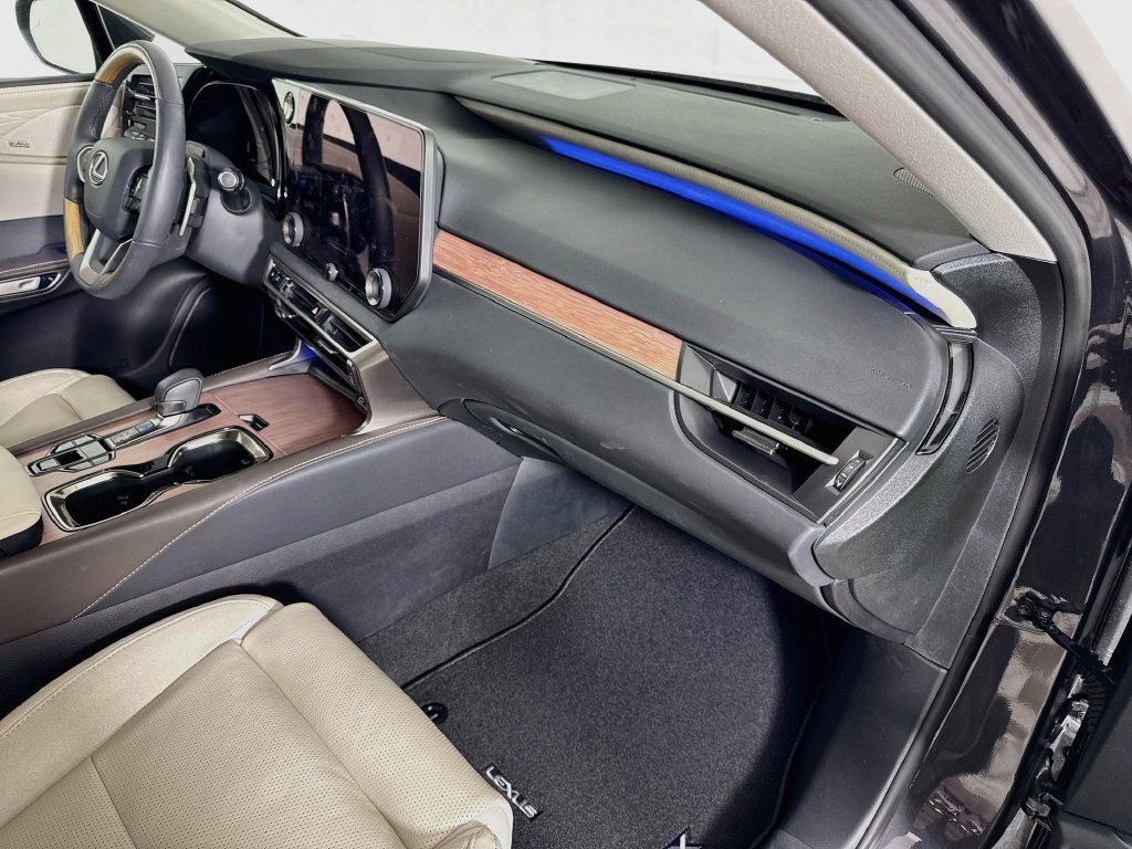 Used 2025 Lexus RX 350 AWD w/ Convenience Package image 31