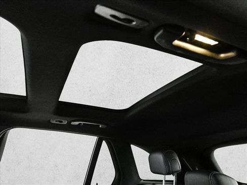 Certified 2020 Mercedes-Benz GLC 300 4MATIC image 21