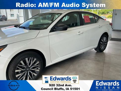 Used 2026 Nissan Altima 2.5 SV AWD/4WD image 5