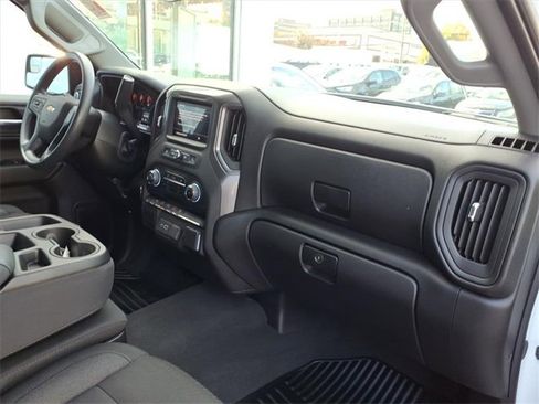 Used 2025 Chevrolet Silverado 1500 Custom image 20