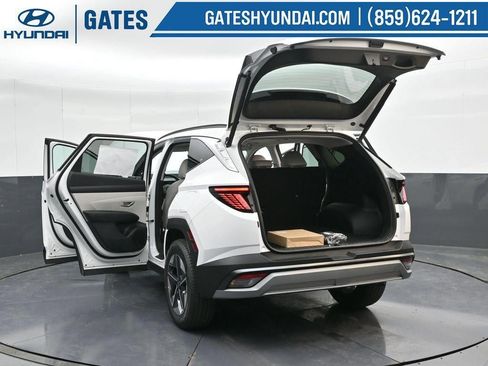 New 2025 Hyundai Tucson SEL image 50