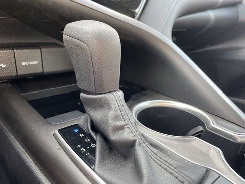 Used 2024 Toyota Camry LE image 4