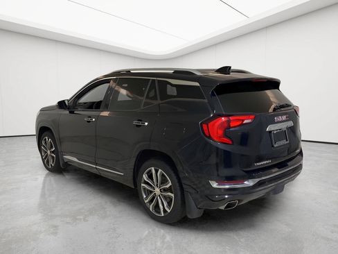 Used 2020 GMC Terrain Denali w/ Denali Premium Package AWD/4WD image 5
