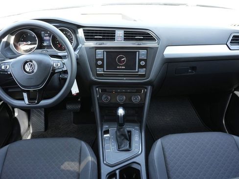 Used 2019 Volkswagen Tiguan S FWD image 5