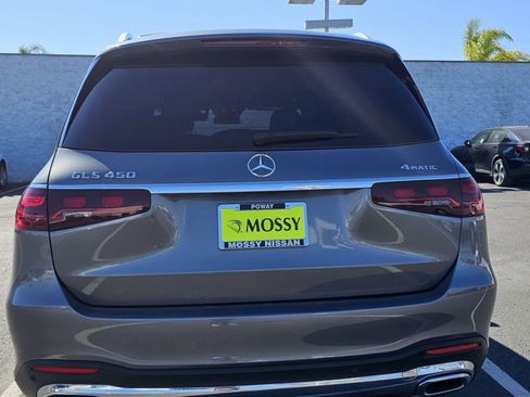 Used 2025 Mercedes-Benz GLS 450 4MATIC image 5